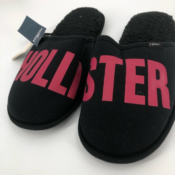 Hollister Black Logo Slippers - Small - Picture 2 of 4